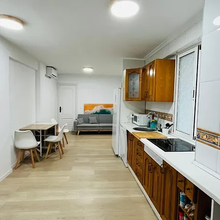 Buena, Bonita Y Barata Homestay Malaga