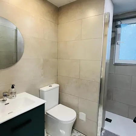 Homestay Buena, Bonita Y Barata Malaga